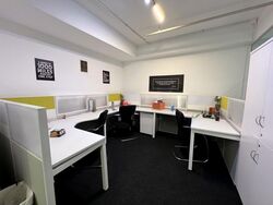 Ct Hub 2 (D12), Office #631036391